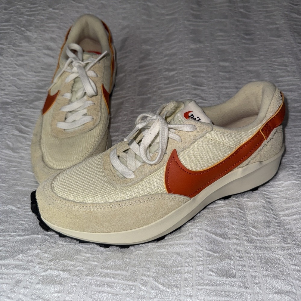 Nike‎ Waffle Debut DX2931-100 Beige Lace-Up Low Top Sneaker Womens Shoes Size 9